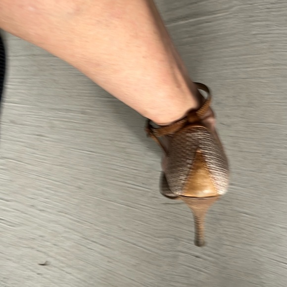 Women’s Salamander Strappy Heels with Woven Beige Design - Size 9 - Picture 4 of 5